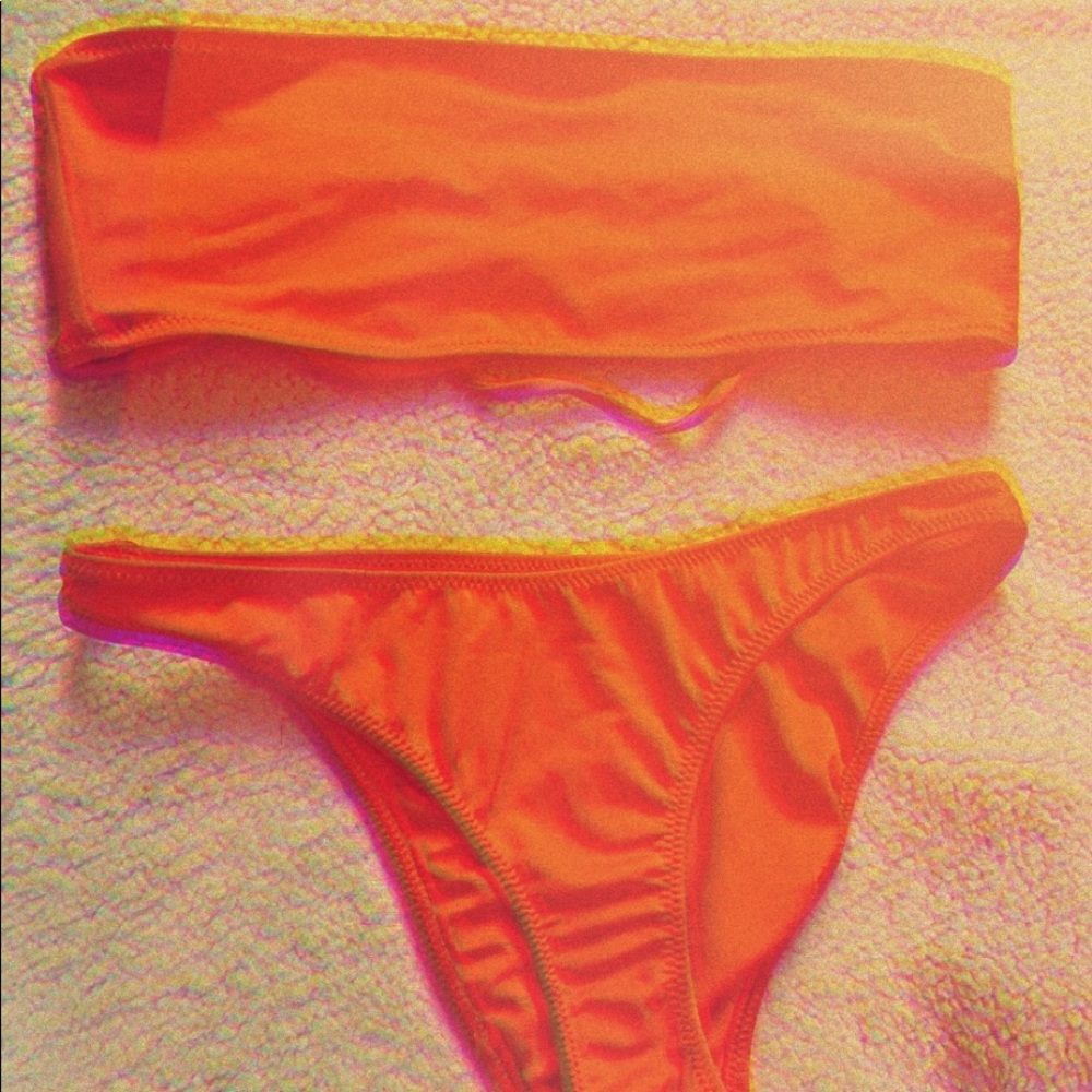 Bathing suit!
